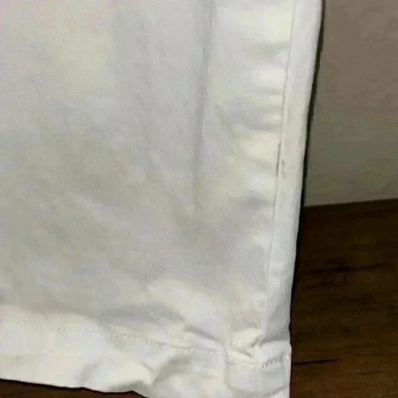 Goodthreads Men's Slim-Fit Washed Comfort Stretch Chino Pants, White, 36Wx36L - Picture 10 of 11